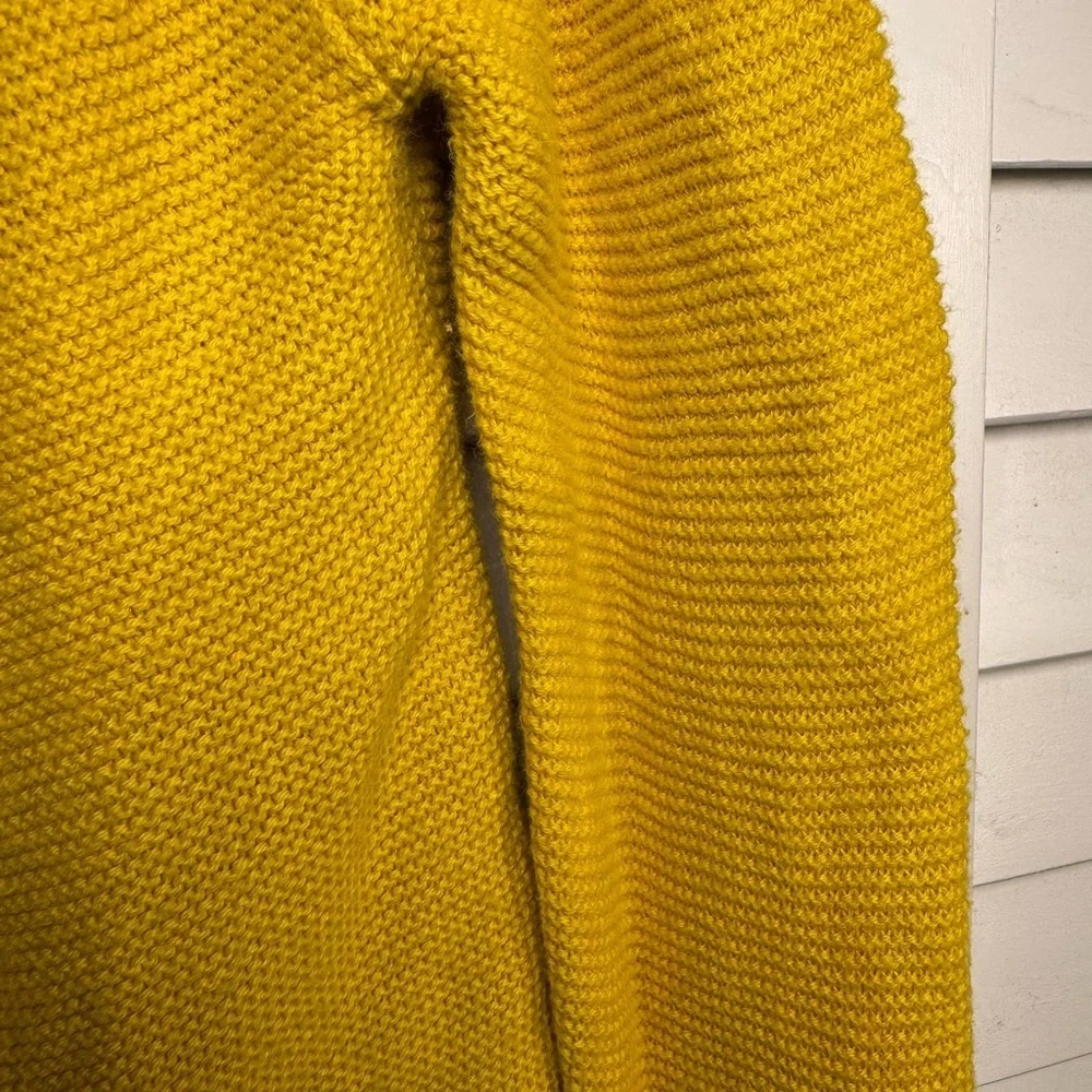 Mini Boden Girls Yellow Cashmere Blend Sweater with Gray Velvet Trim Size 7-8yr